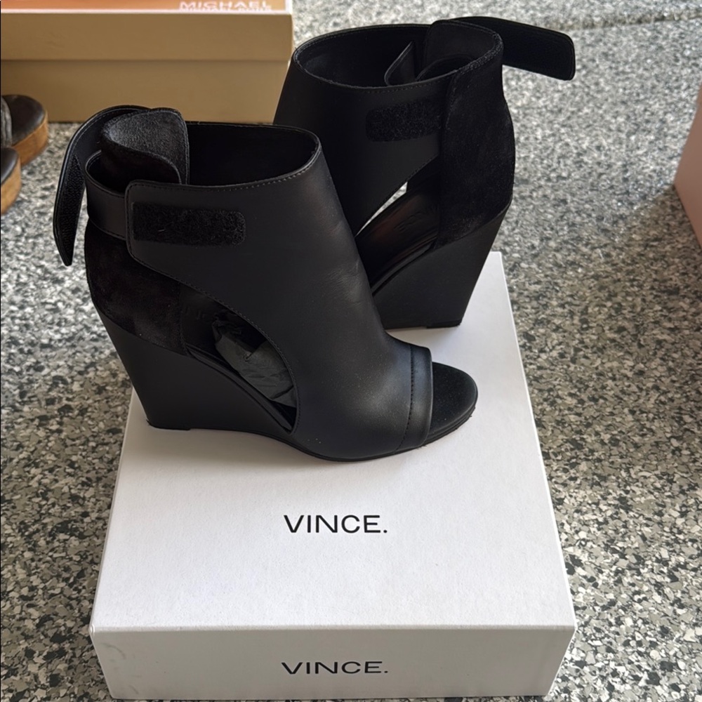 Vince Black Wedge Sandals with Peep-Toe Design